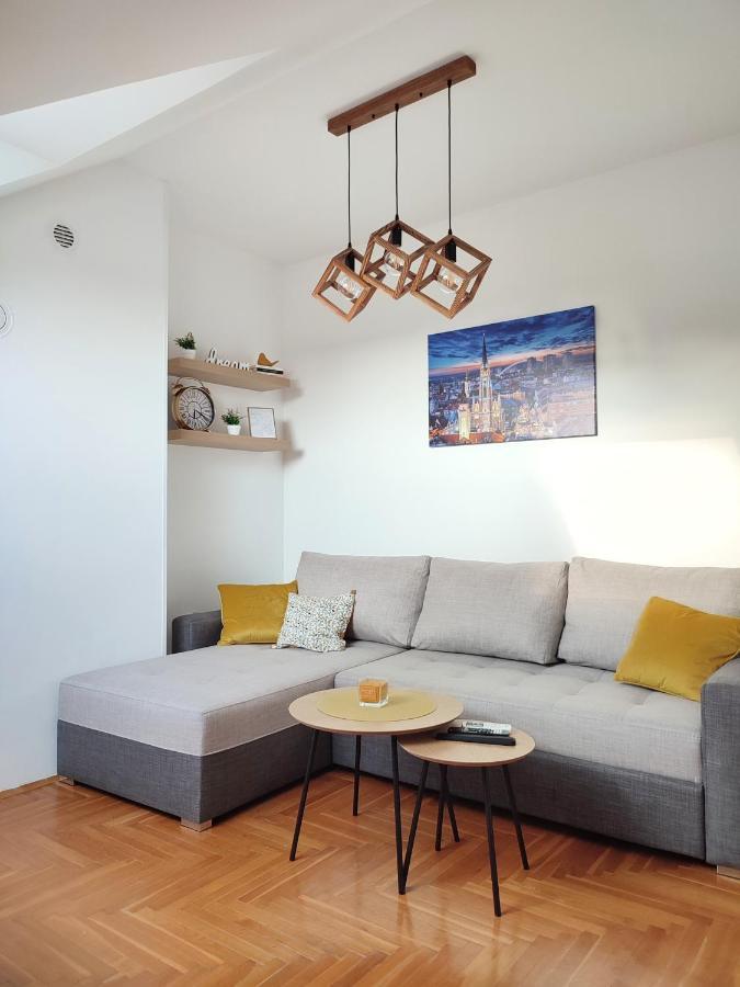 Apartman Ns Dan Private Parking Novi Sad Exterior photo