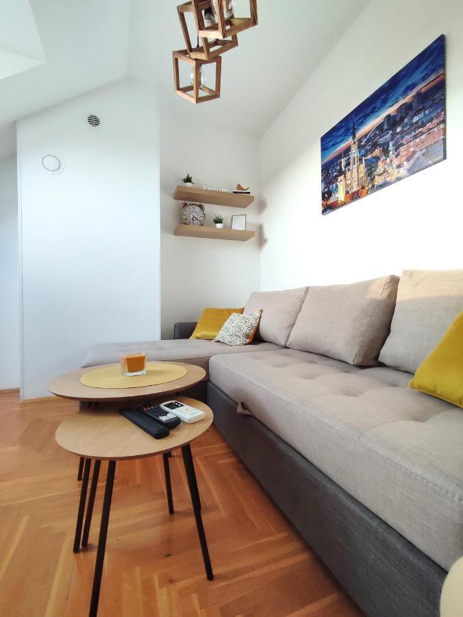 Apartman Ns Dan Private Parking Novi Sad Exterior photo